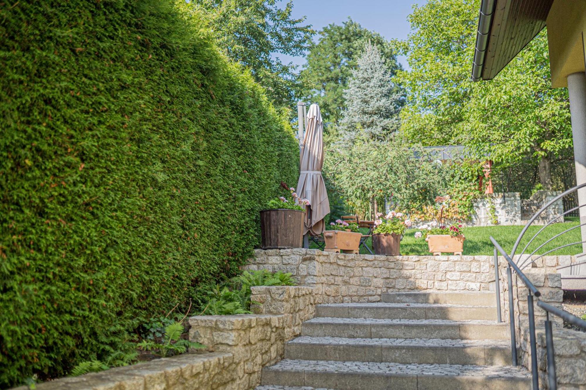Dom Ogrodnika Jezow Sudecki Exterior foto